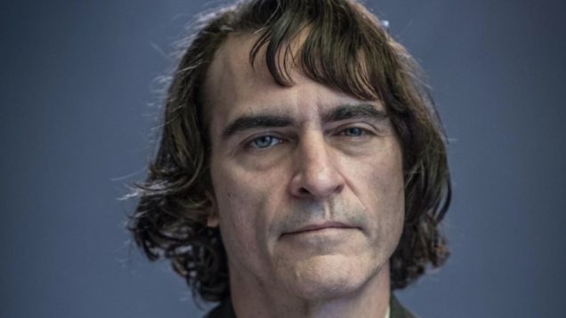 523826-joaquin-phoenix-as-joker