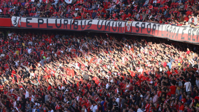 Adeptos_Estadio_7agosto_noticia