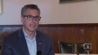 Manny Santos fala sobre Trump e sobre ser Republicano