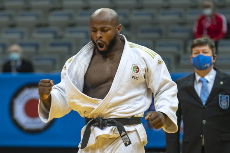 Jorge Fonseca sagra-se bicampeão mundial em -100 kg nos ...