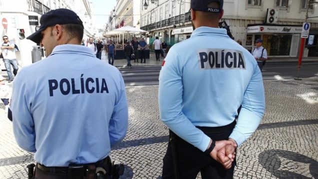 17.06 policia