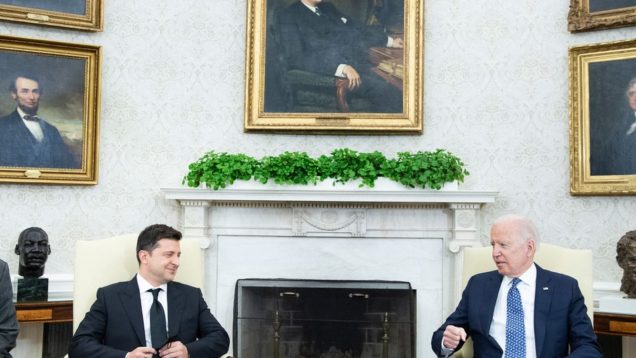 21.12 Zelensky Biden