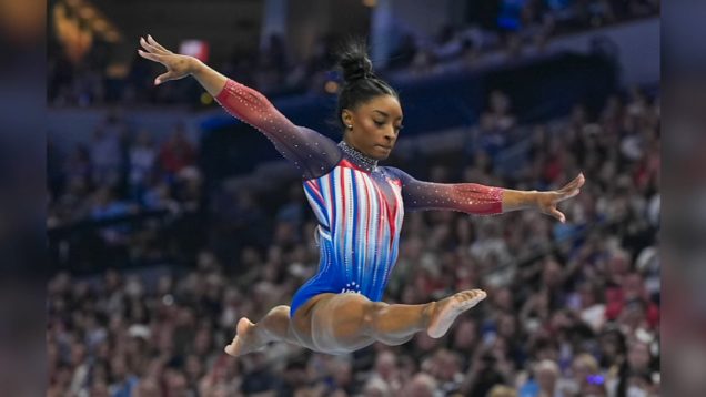 01.08 Simone Biles