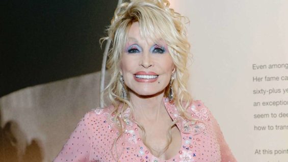 25.08 Dolly Parton